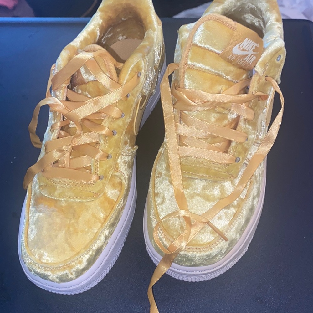 Air Force ones wore once